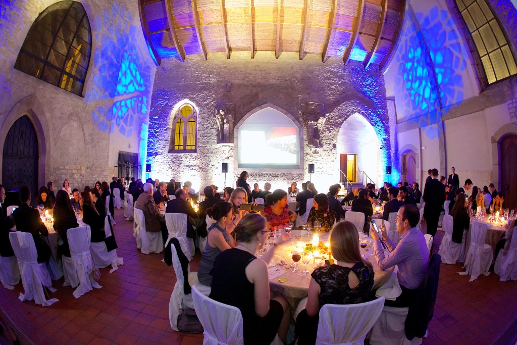 Gala........